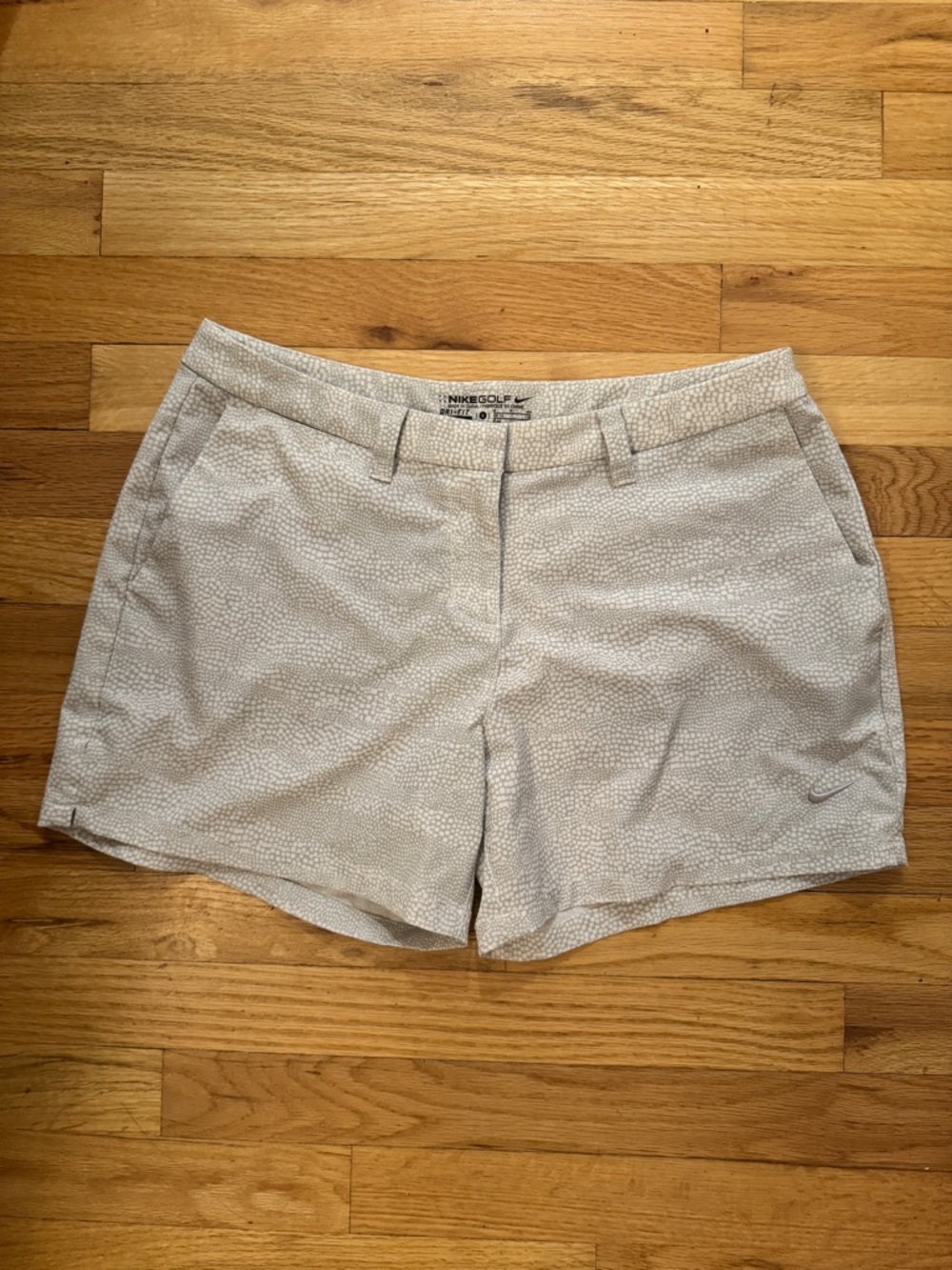 Nike Dri-Fit Women's Golf Shorts 🏌️‍♀️Size 6
